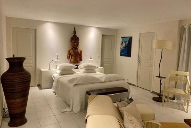 La Cactee Singuliere Bed & Breakfast Безие Екстериор снимка