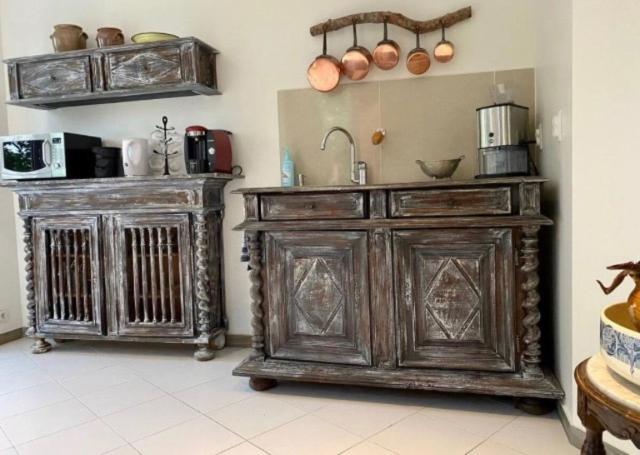 La Cactee Singuliere Bed & Breakfast Безие Екстериор снимка