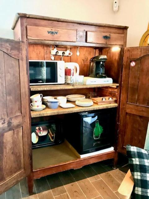 La Cactee Singuliere Bed & Breakfast Безие Екстериор снимка