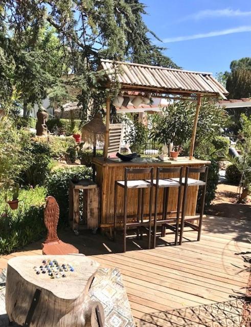 La Cactee Singuliere Bed & Breakfast Безие Екстериор снимка